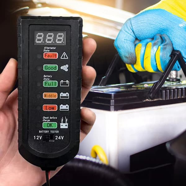 Digital batteritester for 12V 24V-systemer, lett ABS-konstruksjon