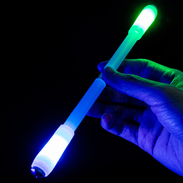 Fingersnurrande penna Rullpenna Löstagbar för att öva fingerflexibilitet Barn Xmas Halloween Födelsedagspresenter Fluorescent green