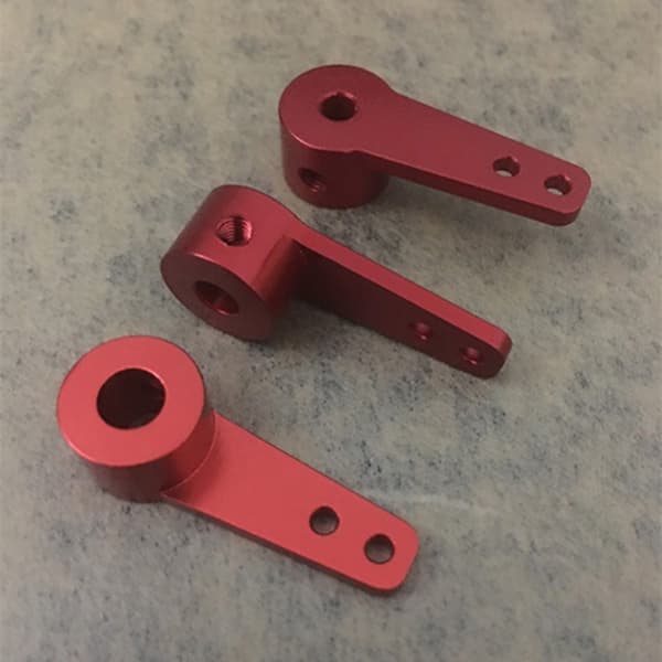 Servo Saver Arm til 3/4/5 mm akselmodel i aluminiumslegering med udløserkraftsystem