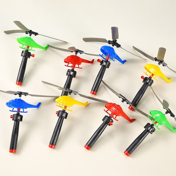 Mini lentävä helikopterilelusetti, bambuhelikopteri, ulkolelu, lasten juhlapalvelus