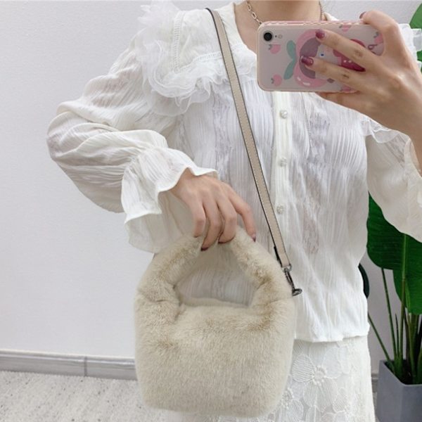 Dame plys håndtaske All-matching skuldertaske Fuzzy Messenger Bag Dating Bag Apricot