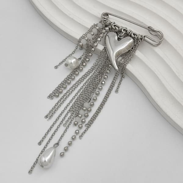 Elegant hjerteformet broche i legering til kvinder, modesmykkegave