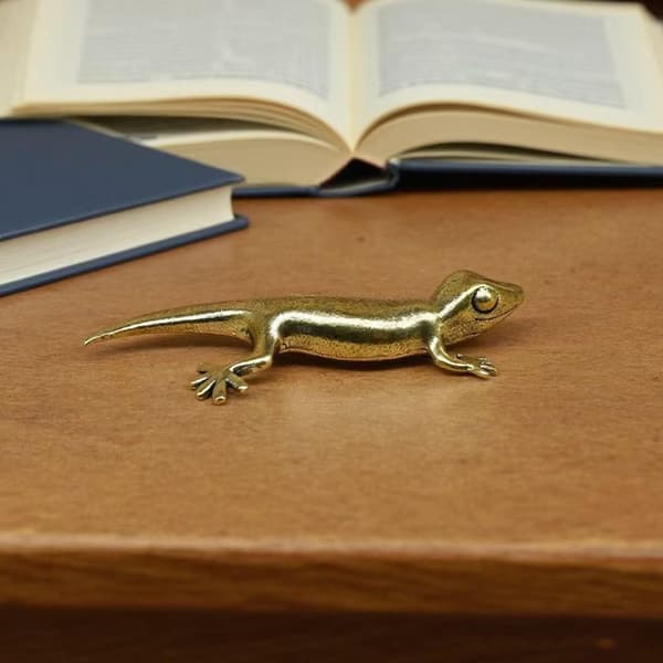 Antik koppar gecko staty figur för skrivbordsdekorationer, symbol för lycka, 2 st