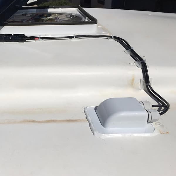 Plastik Tag Kabel Indgangsstuds Dobbelt Huller Samledåse til Autocamper