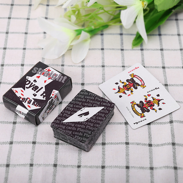 Hold'em Mini Poker Home Decor Portable Travel Card Game  5.3×3.8cm/2.09x1.5in