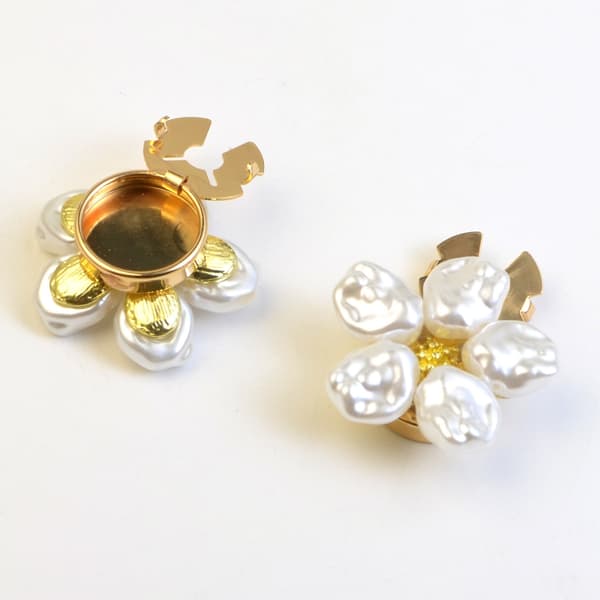 Eleganta metallskjortknappar blomform sofistikerad design legeringstextur