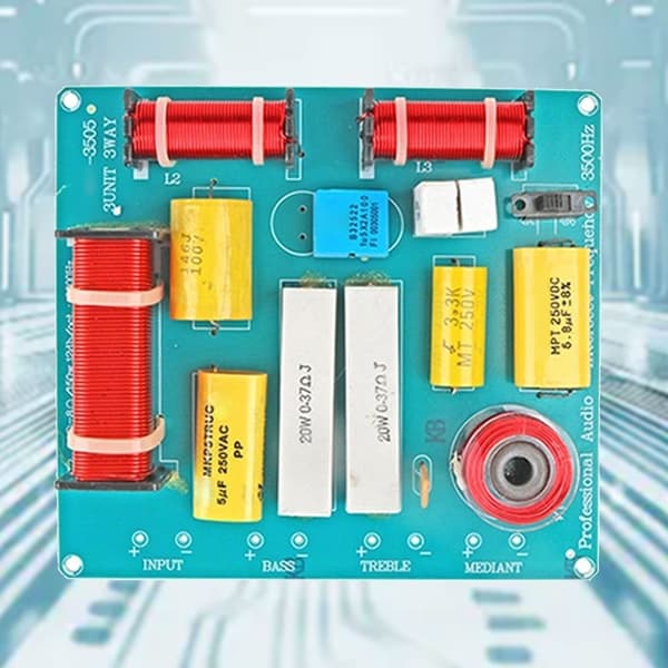 300W Frekvensdeler 3-vejs Diskant Mellem Bas Crossover For Overlegen Lyd