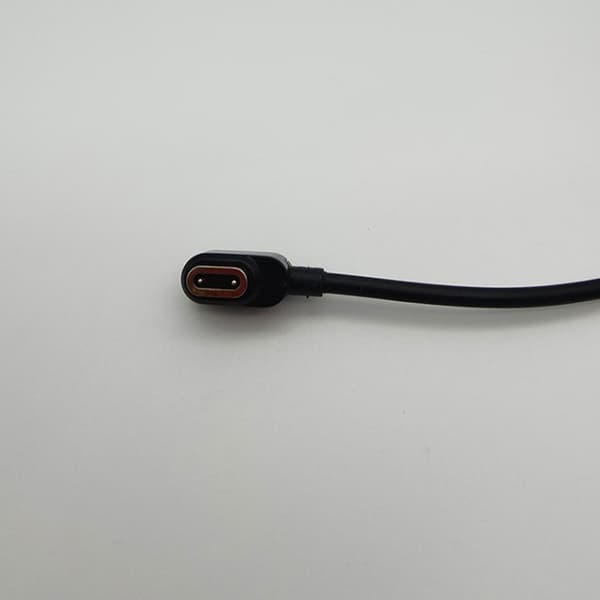 USB Opladerkabel Strømadapter med Magnetisk Fastgørelse til Z7S/Z8A