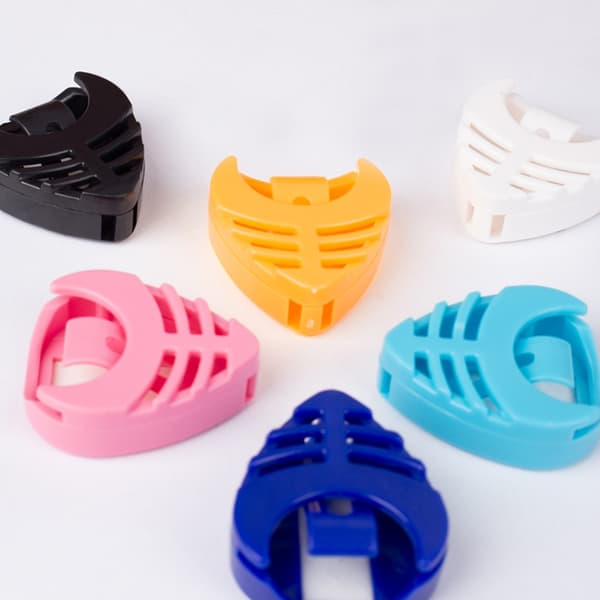 6st Gitarrplektrumhållare Plast Plektrumfodral Självhäftande Gitarrplektrumfodral