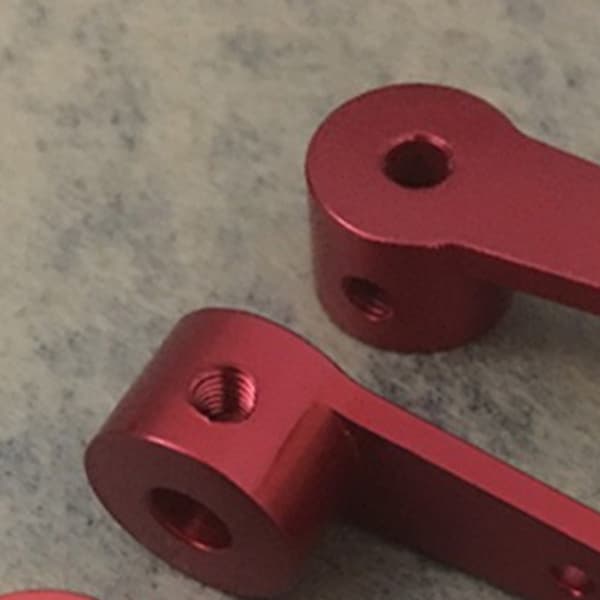Servo Saver Arm til 3/4/5 mm akselmodel i aluminiumslegering med udløserkraftsystem