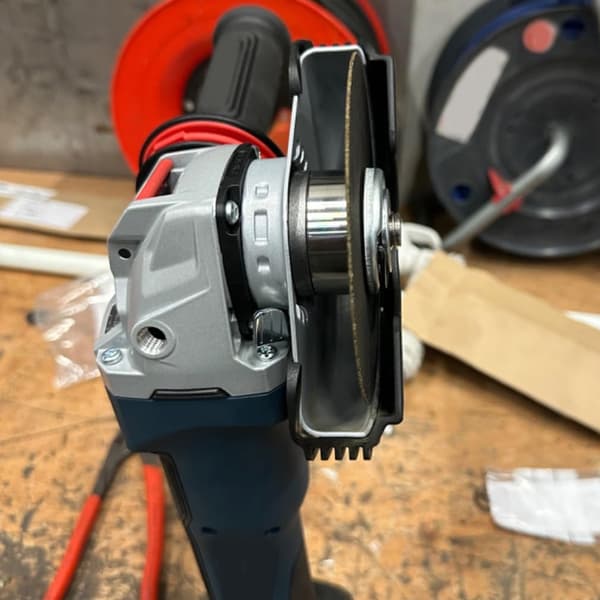 Kulmahiomakoneen sovitin M14 5/8 tuuman kierre X Lock -optimointiin