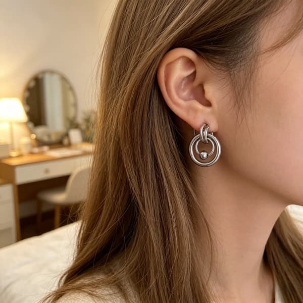 Stilfulde øreringe med stålkugle, håndlavede til trendy looks