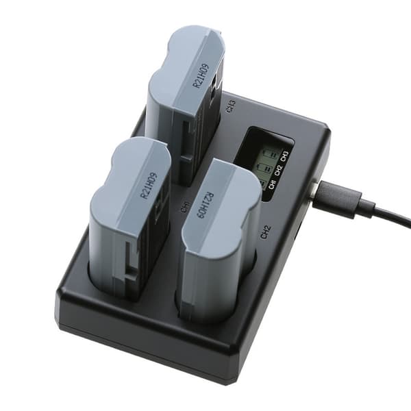 EL15 3-bås opladningsdock med LCD-statusdisplay og USB-indgang