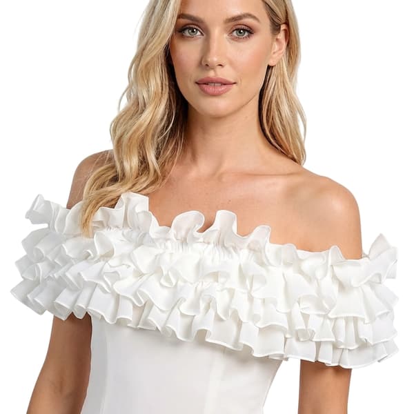 Sofistikert kveldssjal designet med flatterende off-shoulder-omslag