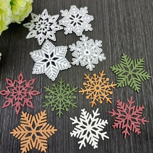 4 st/set Snöflingor Stansar Schablonblad Stansmallar Präglingsform