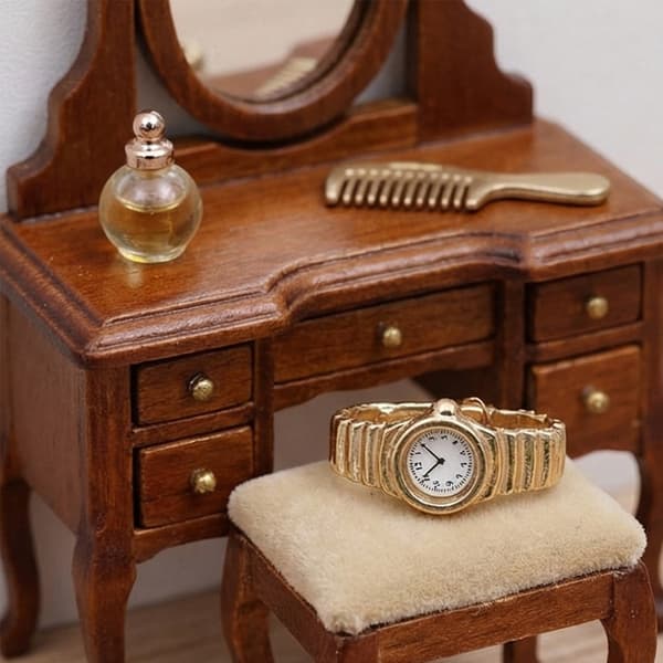 4 stk. elegant miniatureursamling passer til de fleste 1/12 dukkehuse