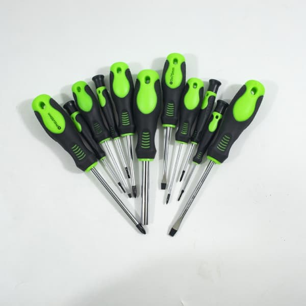 12-delers verktøysett med ergonomisk håndtak og solid bit for DIY-prosjekter