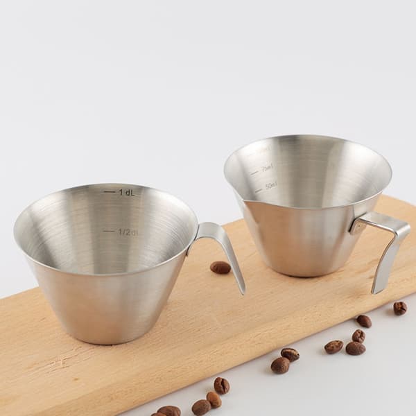 Ergonomisk håndtak kaffedispenser med tut og lettleste mål