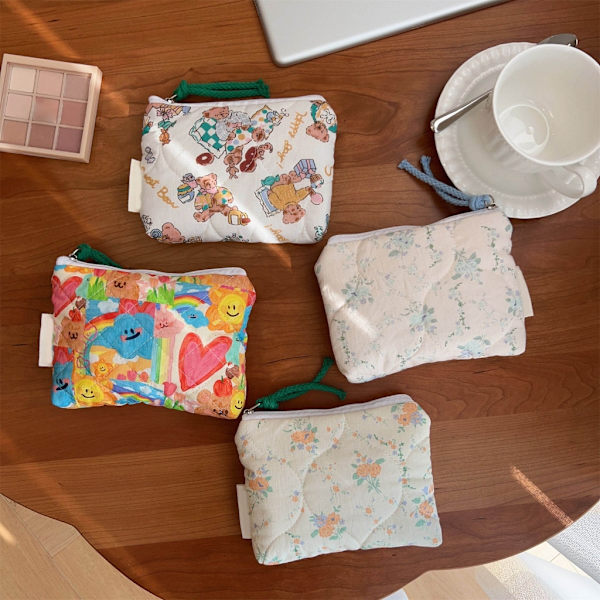 Quiltet makeuptaske Bomuldsmøntpung Sødt blomstermønster bærbar opbevaringstaske Rainbow
