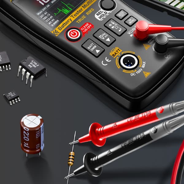 Automatisk Multimeter Med Data Hold Funksjon For Enkel Avlesning Under Dårlige Lysforhold