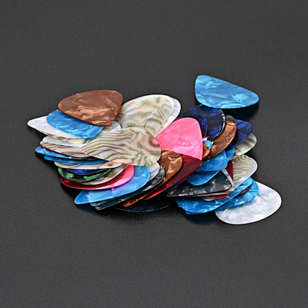 50 st triangulära plektrum 0,46 mm celluloid plektrum gitarrtillbehör