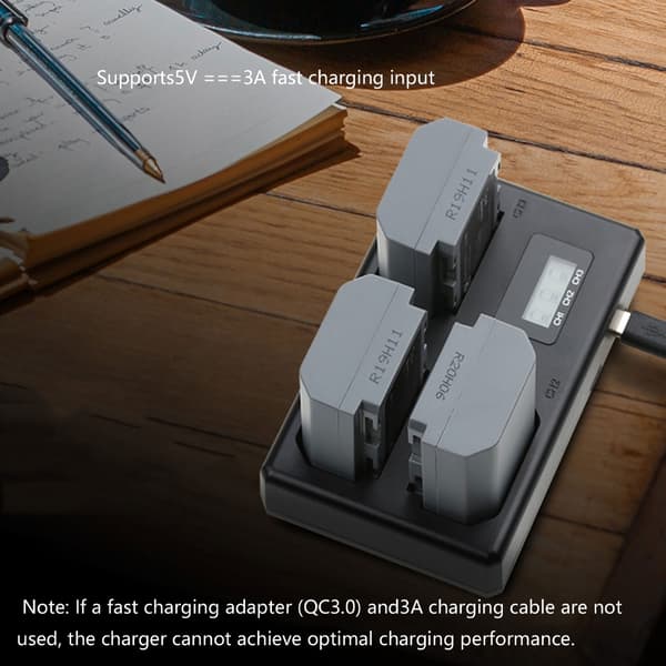 USB C Kamerabatteriladerdokk med 3 spor og statusdisplay for reise