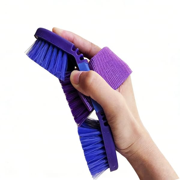 Bærbar fleksibel hestebørste med ergonomisk håndtak, bøybar børste