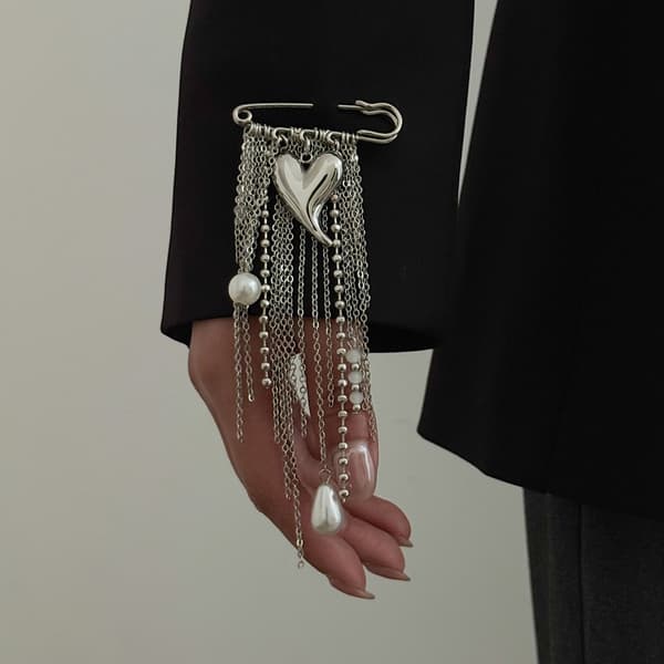 Elegant hjerteformet broche i legering til kvinder, modesmykkegave