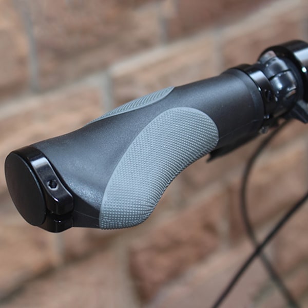 1 par styrehåndtak Ergonomisk håndtaksdeksel Sklisikkert for terrengsykler Two long handles