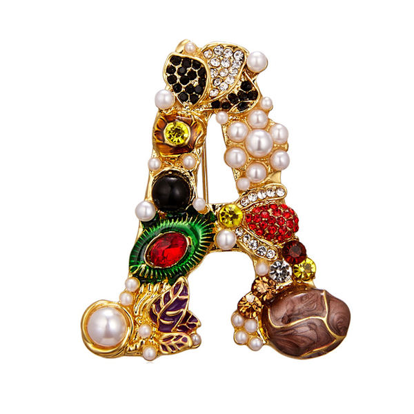 Delikat barockpärla för strass engelska bokstäver Brosch Crystal Alfabet Lapel Pin Kläder Accs för bröllopsförslag