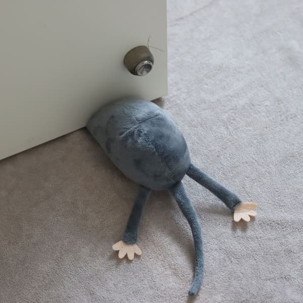 Søt dørstopper, utstoppet dyredørstopper, museformet dekorativ dørstopper