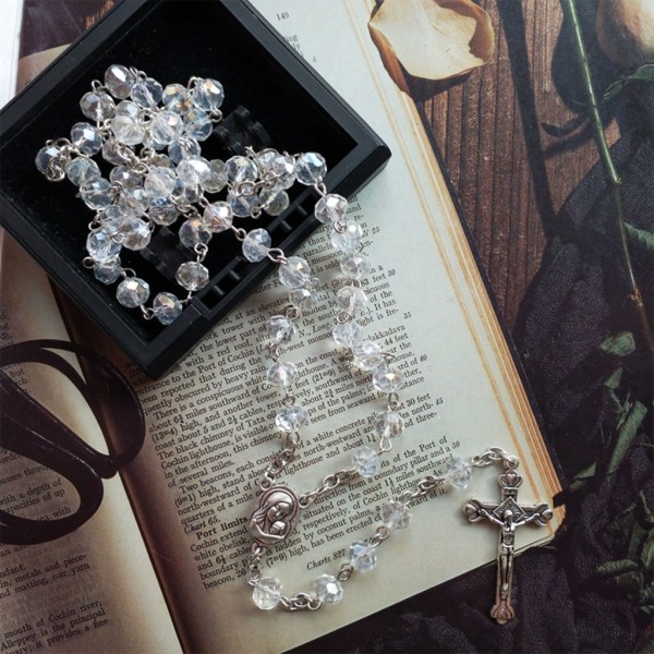 Religion Kristen Rosenkrans Halsband för kvinnor Vita kristallpärlor krucifix korshänge Religiös katolsk böngåva