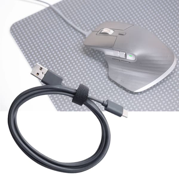 Konsistent USB-strømkabel til flere enheder til professionel kontorindretning