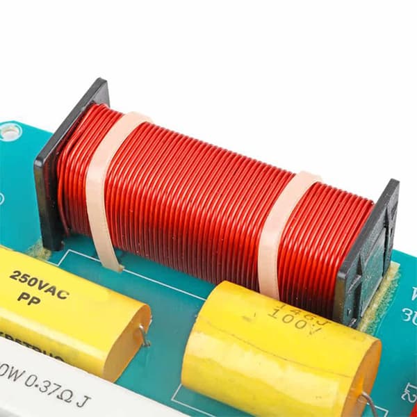 300W Frekvensdeler 3-vejs Diskant Mellem Bas Crossover For Overlegen Lyd