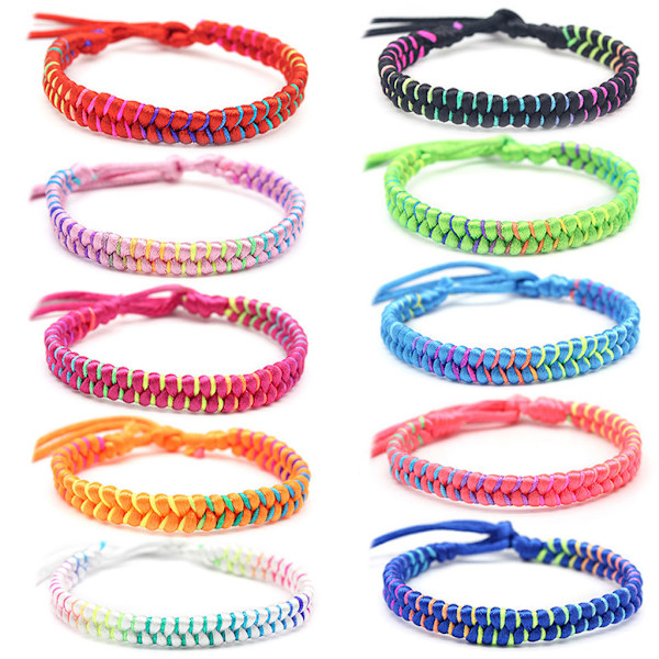 10 kappaletta käsintehdyt punotut string rannekorut värikkäät Nepal-kudotut ystävyysrannekorut Säädettävät rannekorut ystäville