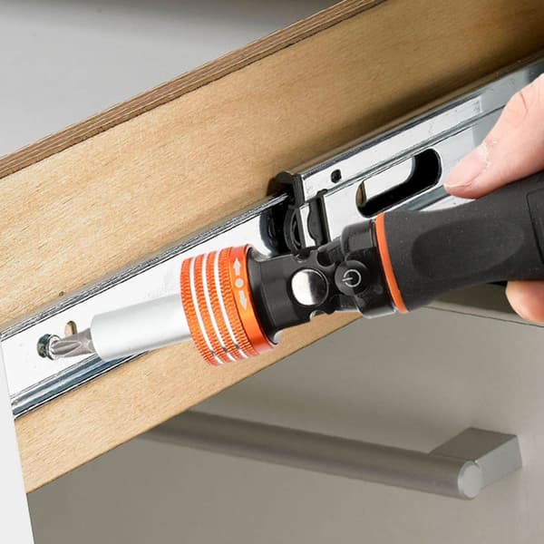 40-pack spärrskruvmejsel med magnetiska bits, ergonomisk design