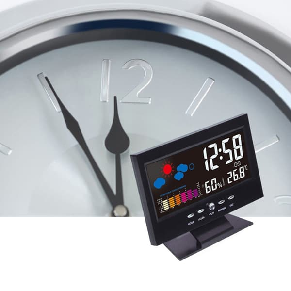 Klimamonitor med stort display, temperaturvisning, ur, kalender og alarm