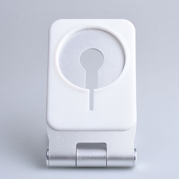 Solid telefonholder i aluminium med antiskli-base, perfekt for bruk på skrivebord og seng