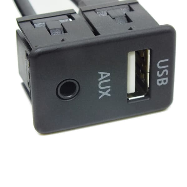 Bil Båt Dash Flush Mount USB Port Panel Skjøteledning Adapter for Vios
