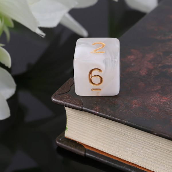 7 st/set Akryltärningar Bordsspel Tärningar D4 D6 D10 D12 Polyhedral Tärningar White