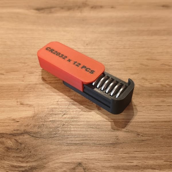 CR2032 12-slots batterikasse til opbevaring og sortering af reservebatterier