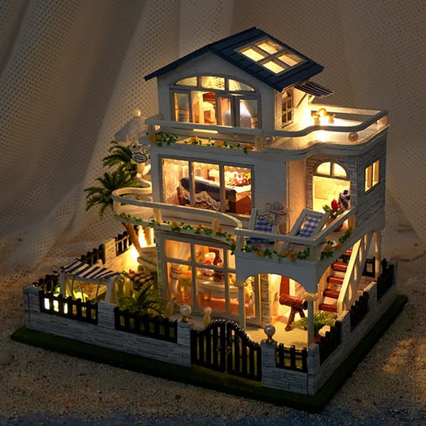 Kreativt modelhus samlesæt med lys og skæreplan