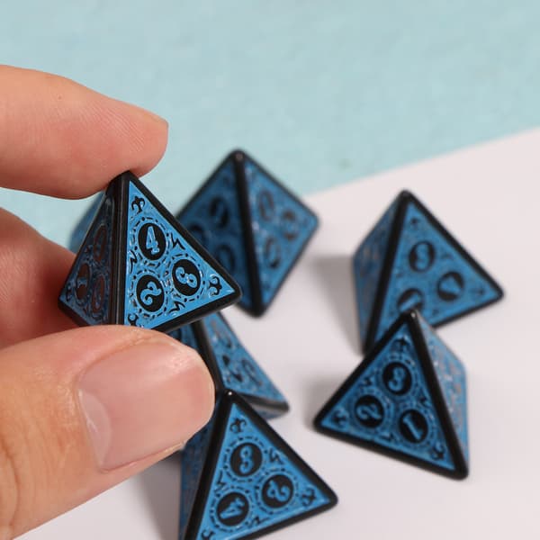 10 stk polyhedral terninger 4-sidig RPG bordspill terninger lett å lese tall Red