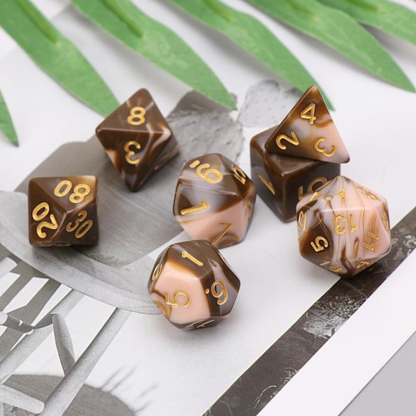 7 kpl / sarja Sided Dice D4 D6 D8 D10 D12 D20 RPG Poly -peliin