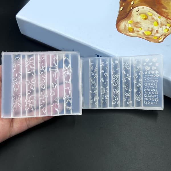 Multifunktionel neglekunst silikoneform perfekt til fester, bryllupper, daglige stilarter