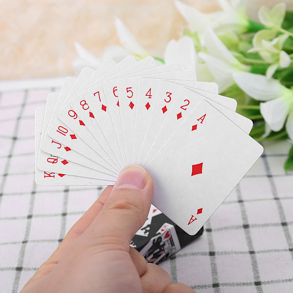 Hold'em Mini Poker -koti sisustus kannettava matka korttipeli 5.3×3.8cm/2.09x1.5in