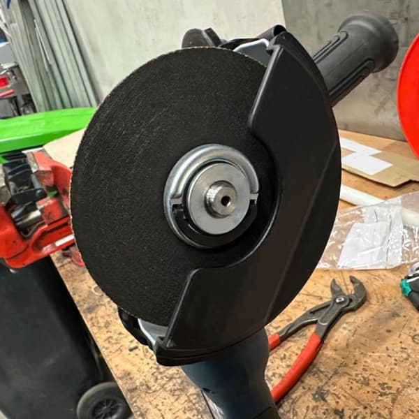 Kulmahiomakoneen sovitin M14 5/8 tuuman kierre X Lock -optimointiin