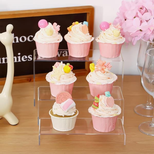 Pakke med 5 akryl display-risere til cupcake-figurer og samleobjekter