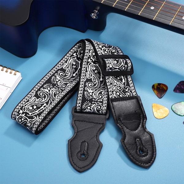 Gitarrband med 6 Plektrum Läderändar Gitarrband Present till Gitarrister