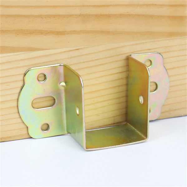Pakkauksessa 4 sänkyliitintä. Olennainen huonekalulaitteisto turvalliseen liittämiseen null - 32mm color zinc
